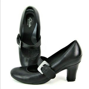 Clarks Artisan Mary Jane Heels